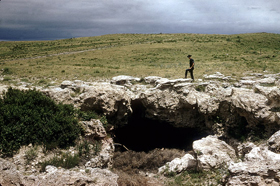 Squaw's Den Cave, Scott Lake park, kansas